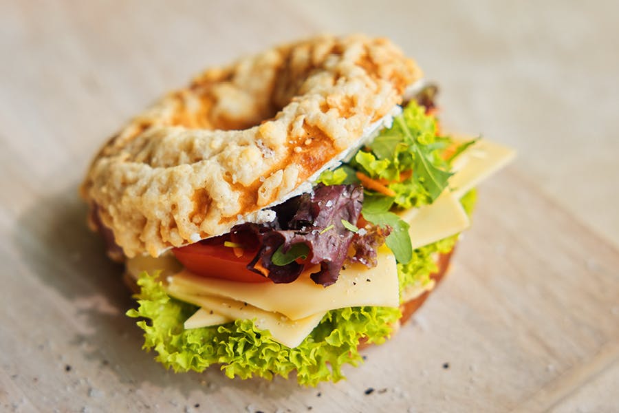 Bagel Triple Cheese van Coffee Fellows